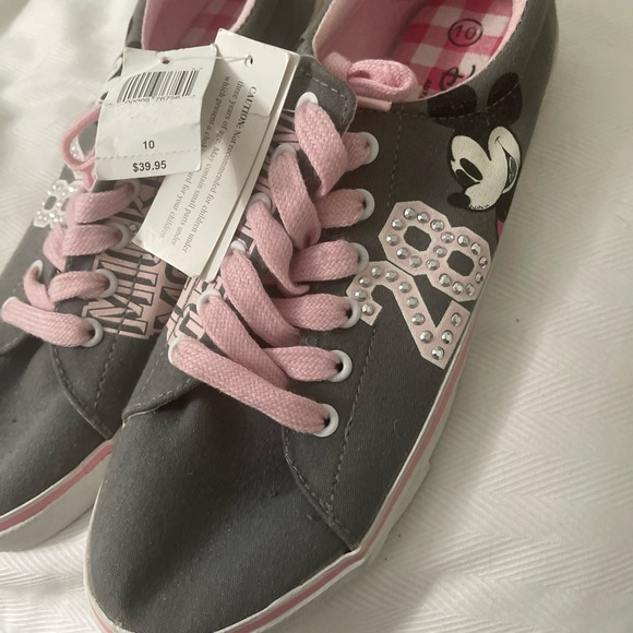 New with tags Disney Park Mickey Mouse sneakers - Picture 2 of 4